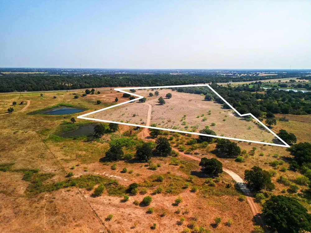 W Hwy 290 Giddings, TX 78942
