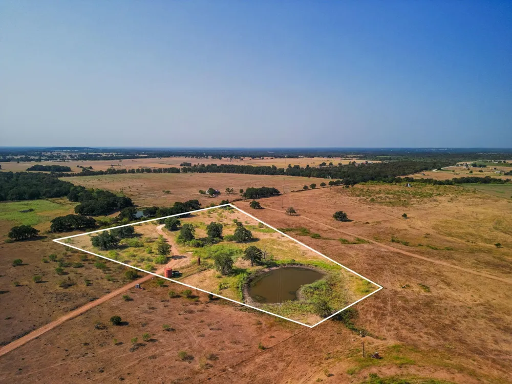 W Hwy 290 Giddings, TX 78942