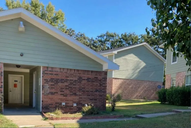 231 Gene Street Buffalo, TX 75831