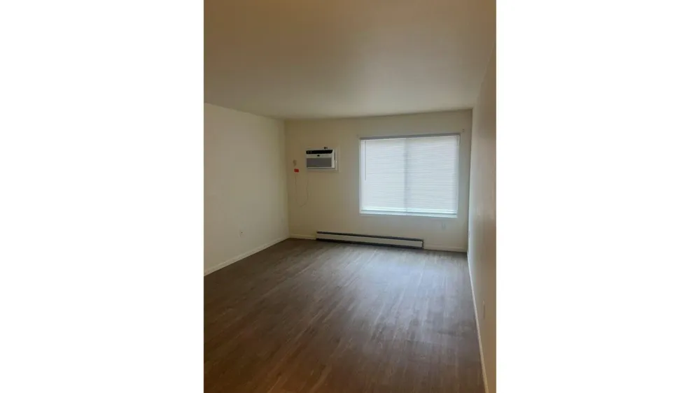 424 W Ave Reed City Franklin, MI 49677