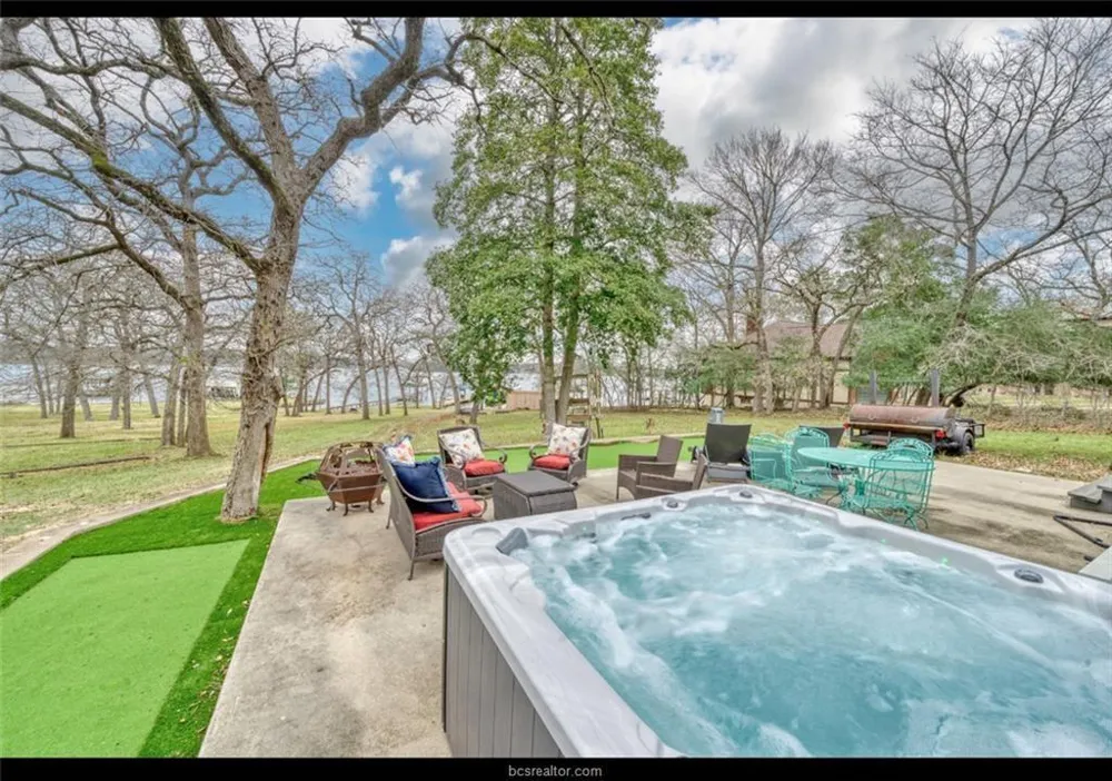 10967 Clyde Acord Road Franklin, TX 77856