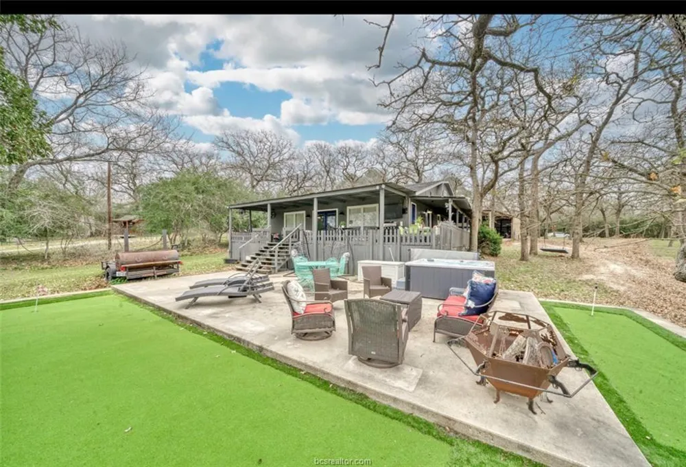 10967 Clyde Acord Road Franklin, TX 77856