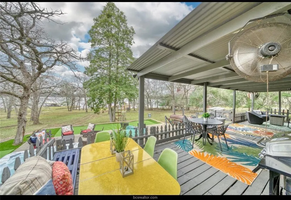 10967 Clyde Acord Road Franklin, TX 77856