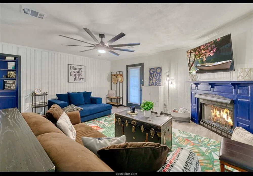 10967 Clyde Acord Road Franklin, TX 77856