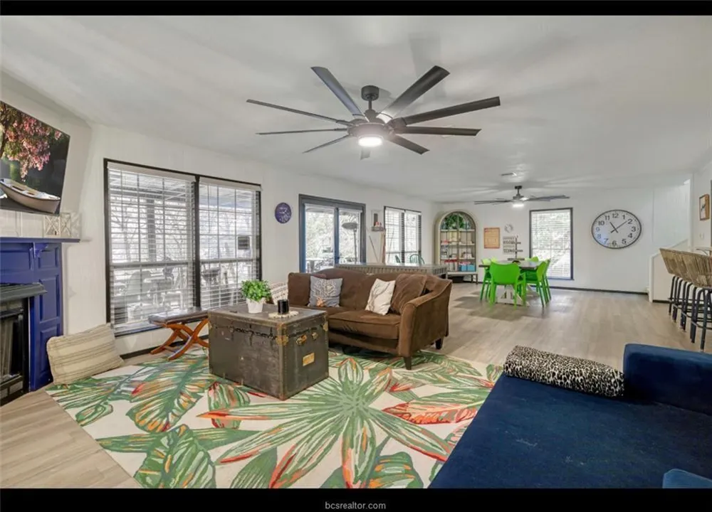 10967 Clyde Acord Road Franklin, TX 77856