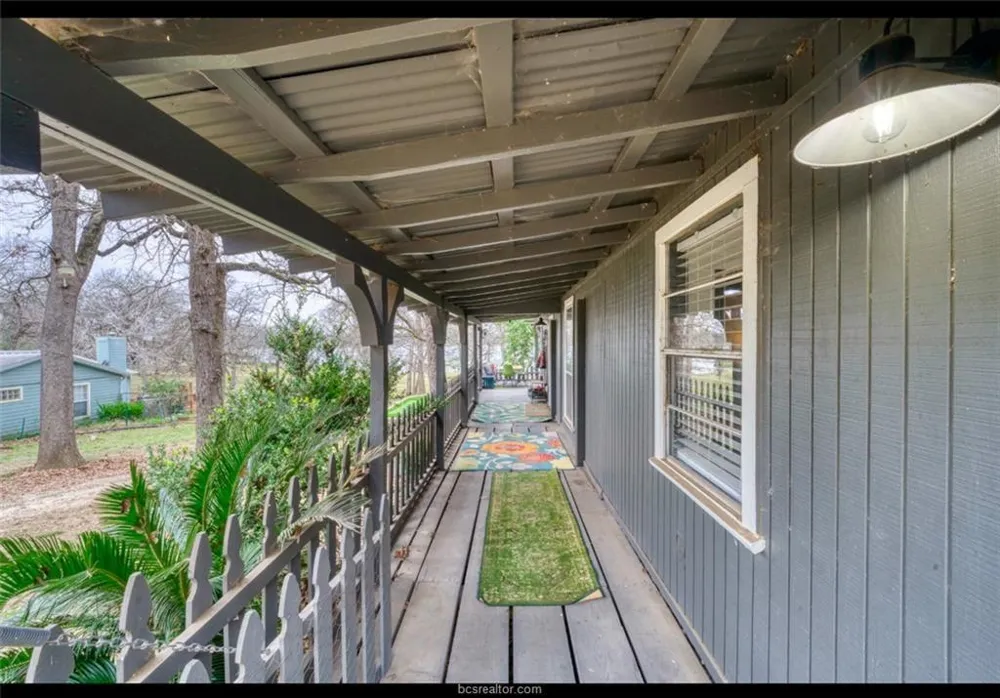 10967 Clyde Acord Road Franklin, TX 77856