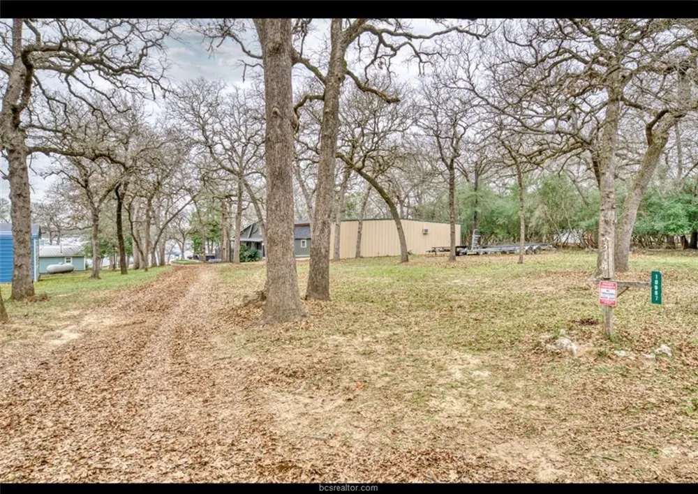 10967 Clyde Acord Road Franklin, TX 77856