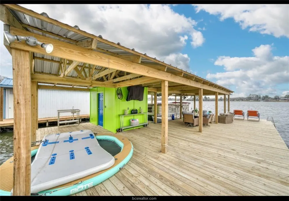 10967 Clyde Acord Road Franklin, TX 77856