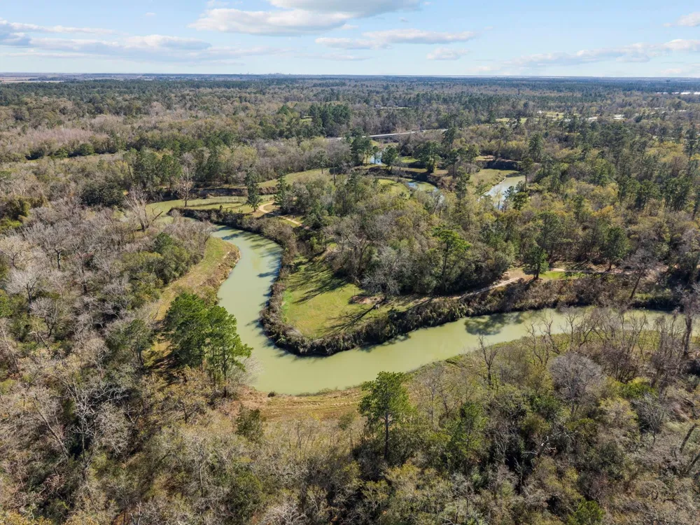 Highway 35 Alvin, TX 77511
