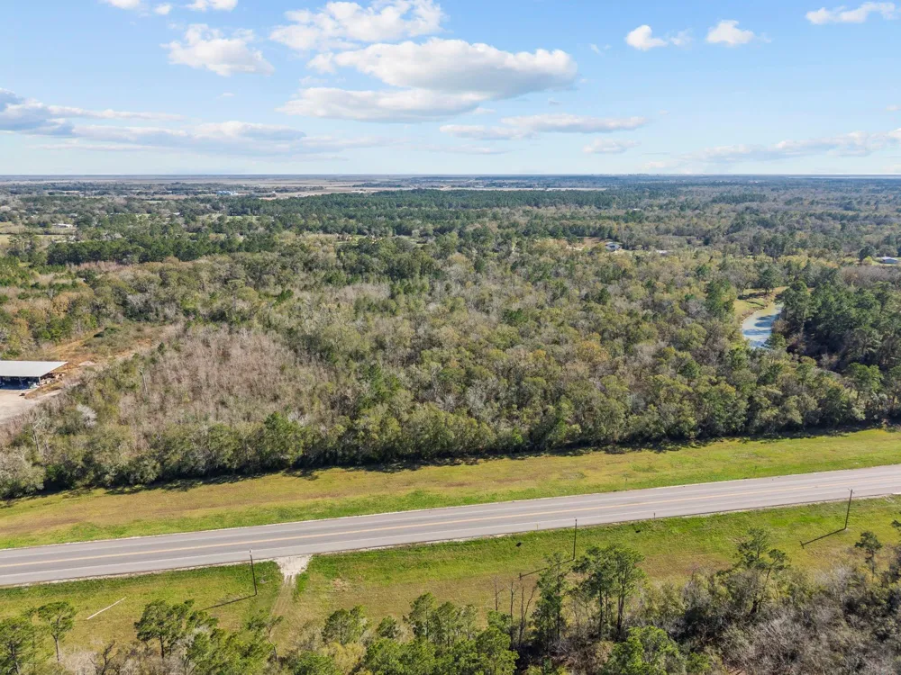 Highway 35 Alvin, TX 77511