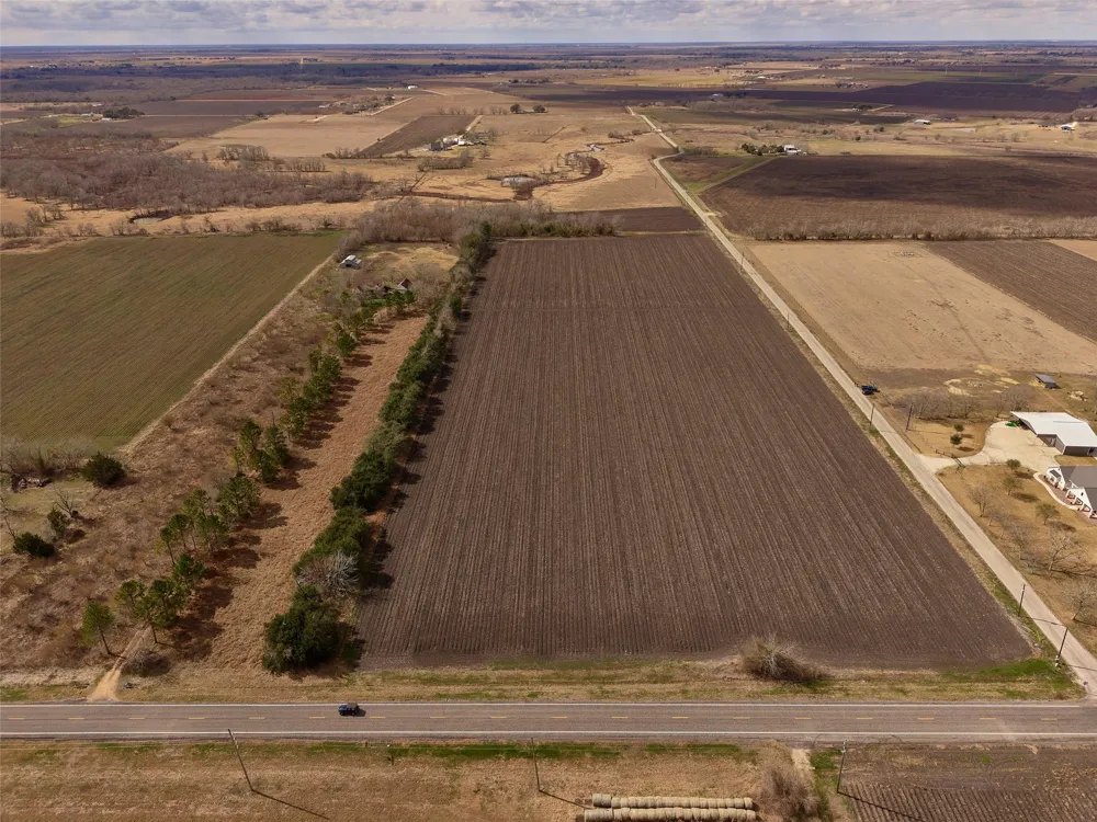 Fm 1952 Wallis, TX 77485