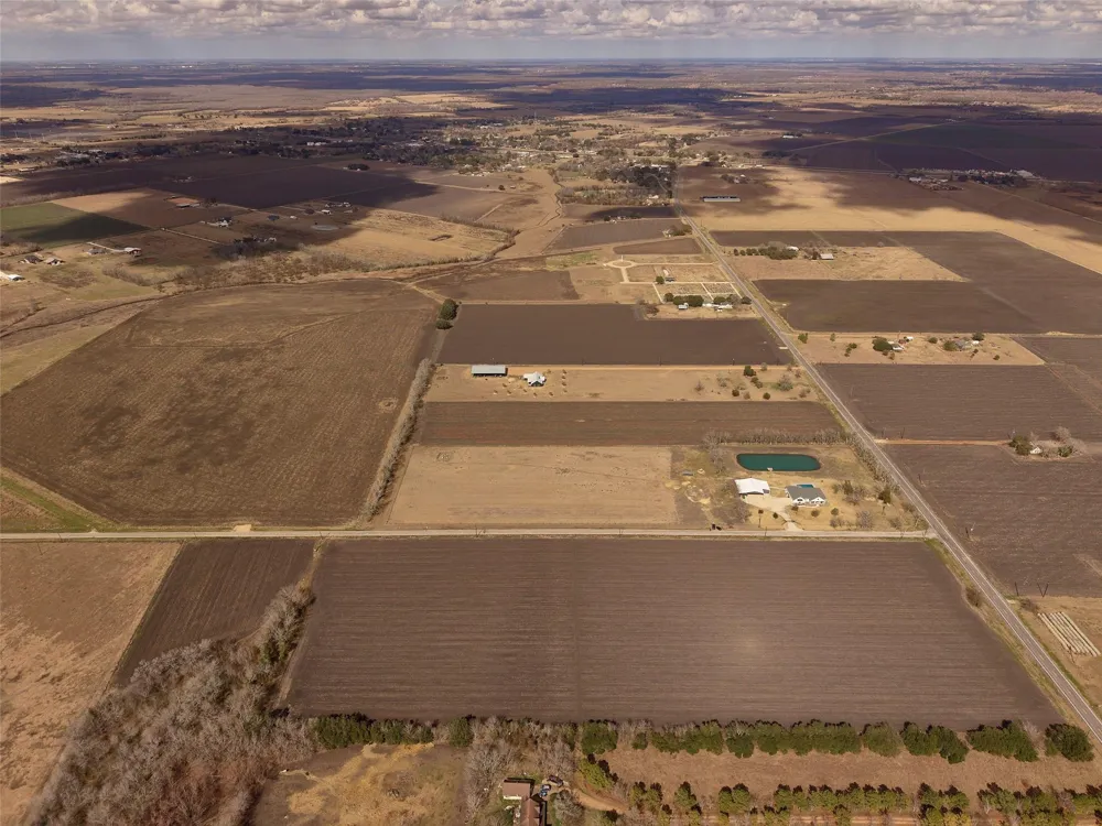Fm 1952 Wallis, TX 77485