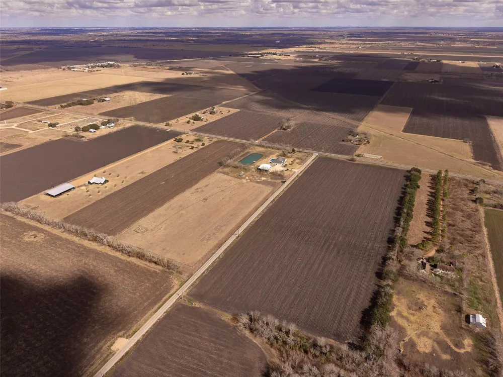 Fm 1952 Wallis, TX 77485
