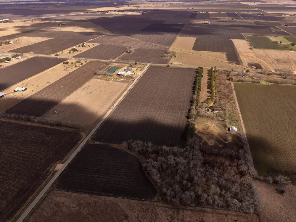 Fm 1952 Wallis, TX 77485