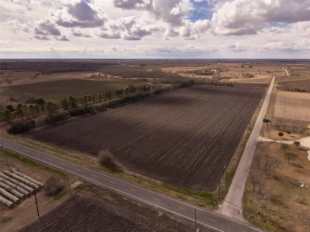 Fm 1952 Wallis, TX 77485