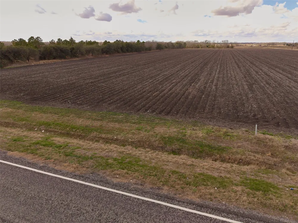 Fm 1952 Wallis, TX 77485
