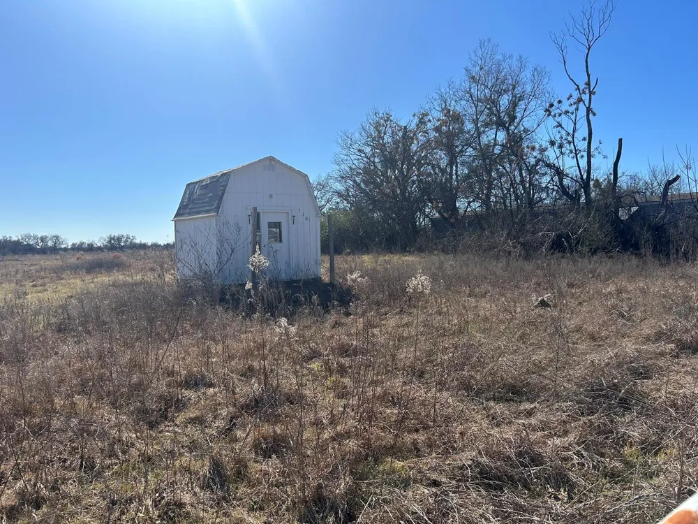 510 E E Washington Kosse, TX 76653
