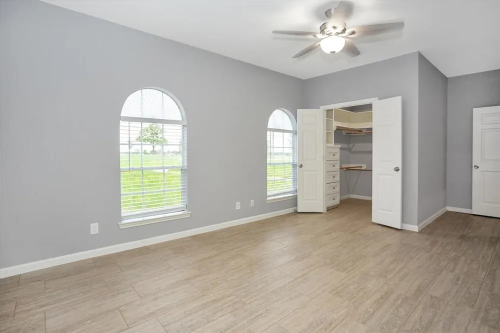 24600 Nine Bar Road Hempstead, TX 77445
