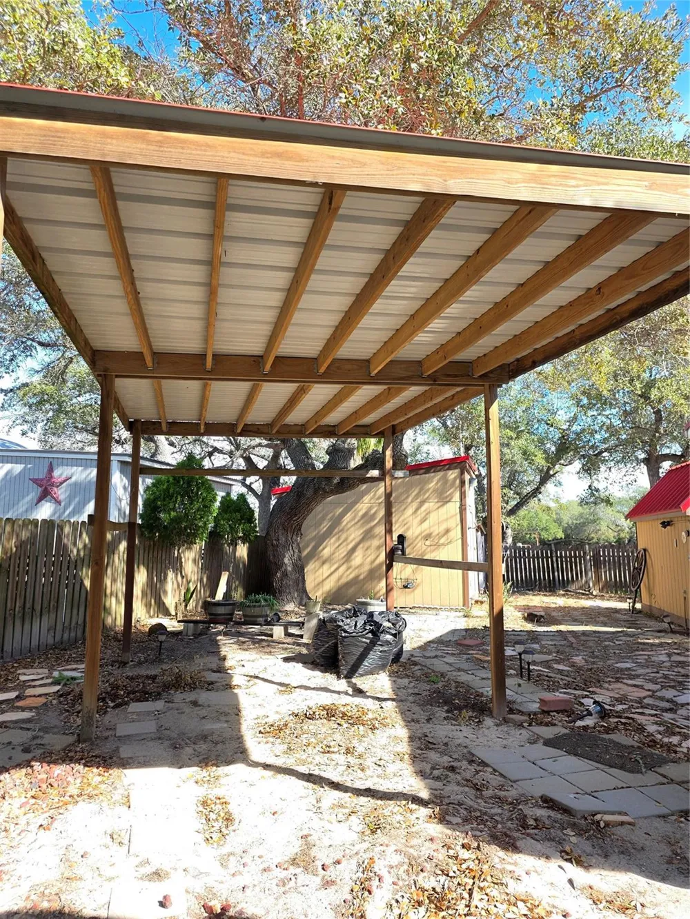 5 Saint Charles Bay Drive Rockport, TX 78382