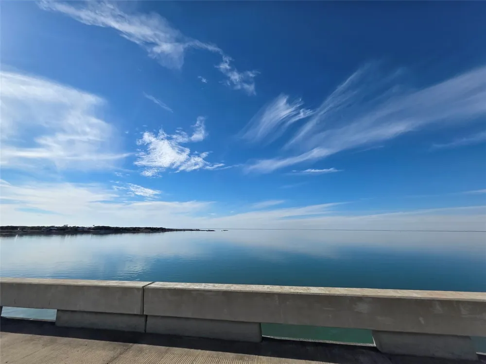 5 Saint Charles Bay Drive Rockport, TX 78382