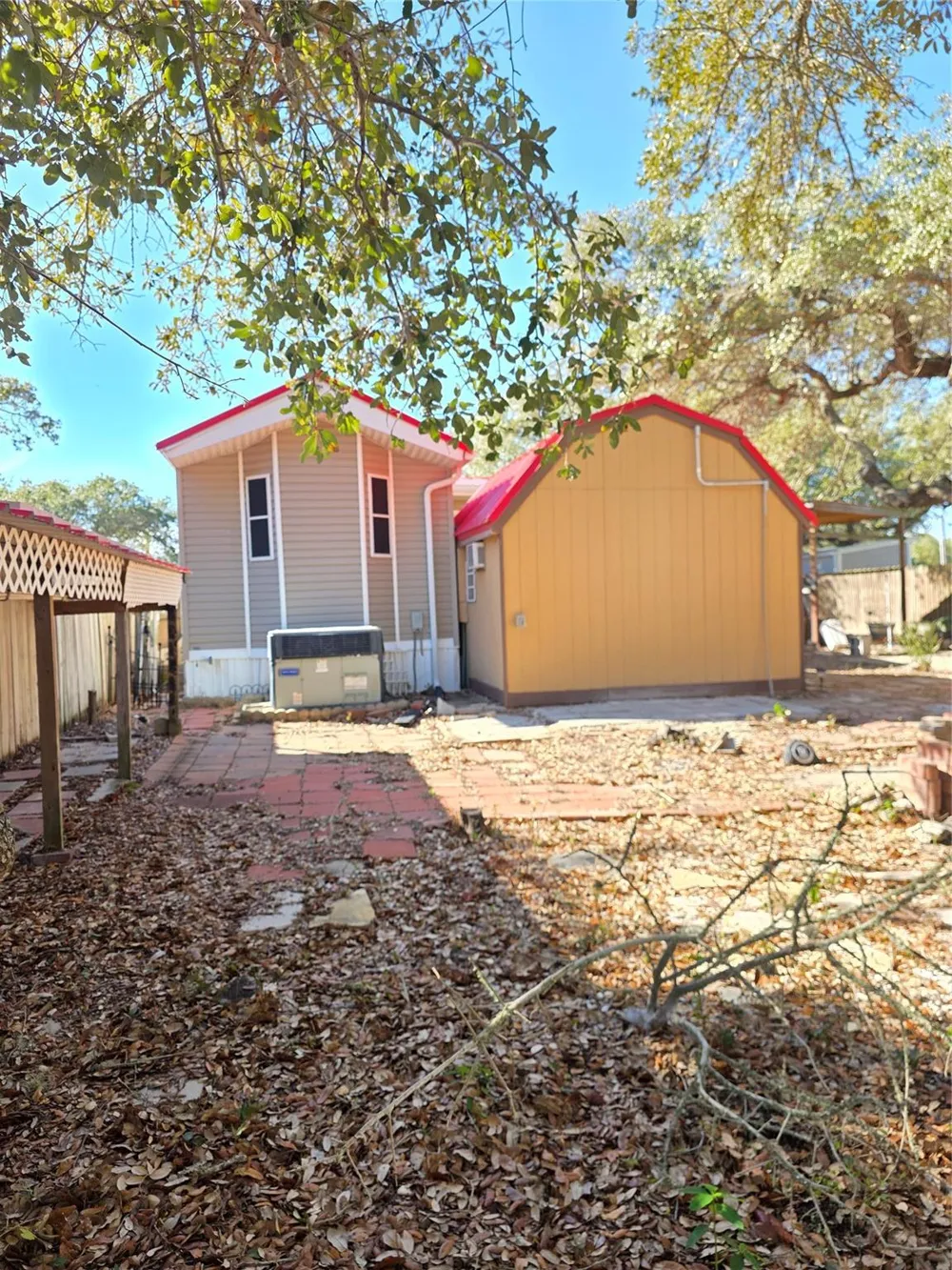 5 Saint Charles Bay Drive Rockport, TX 78382