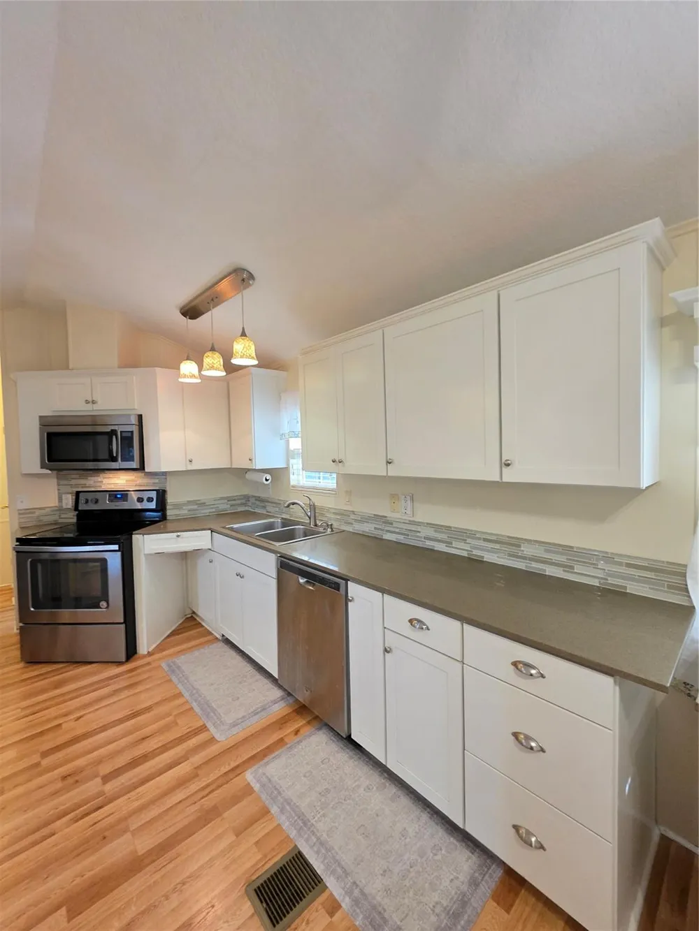 5 Saint Charles Bay Drive Rockport, TX 78382