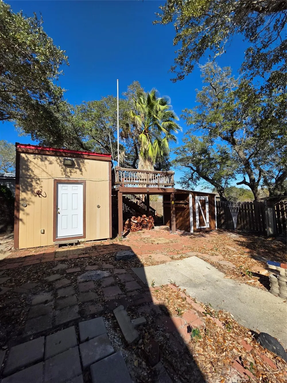 5 Saint Charles Bay Drive Rockport, TX 78382