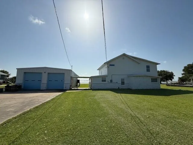 16 Trout Street Palacios, TX 77465