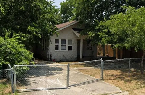 2334 Aransas Avenue