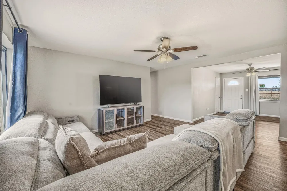 1193 Withers Road Mineral Wells, TX 76067