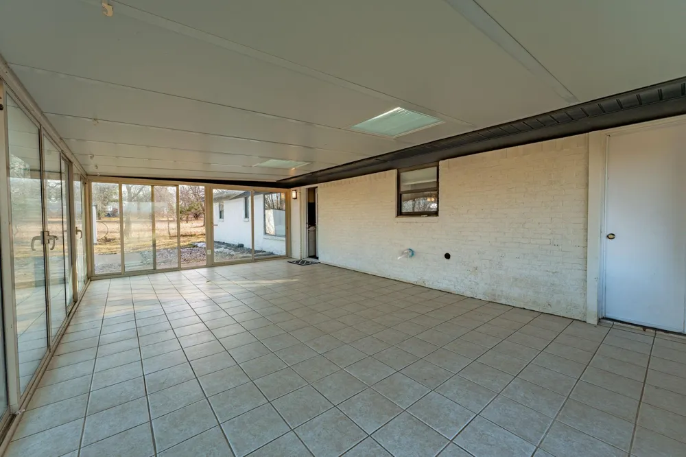 1193 Withers Road Mineral Wells, TX 76067