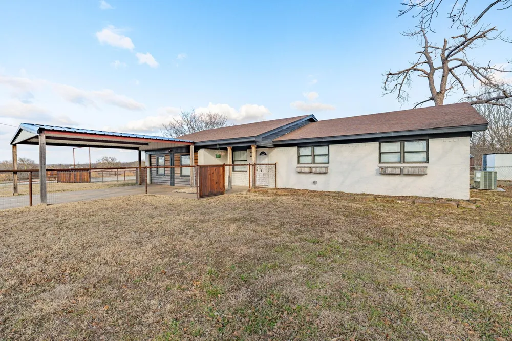 1193 Withers Road Mineral Wells, TX 76067
