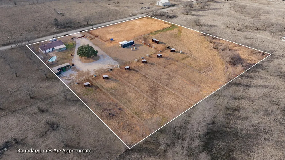 1193 Withers Road Mineral Wells, TX 76067