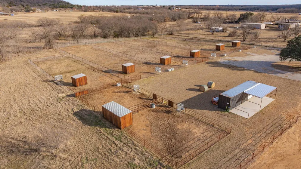 1193 Withers Road Mineral Wells, TX 76067