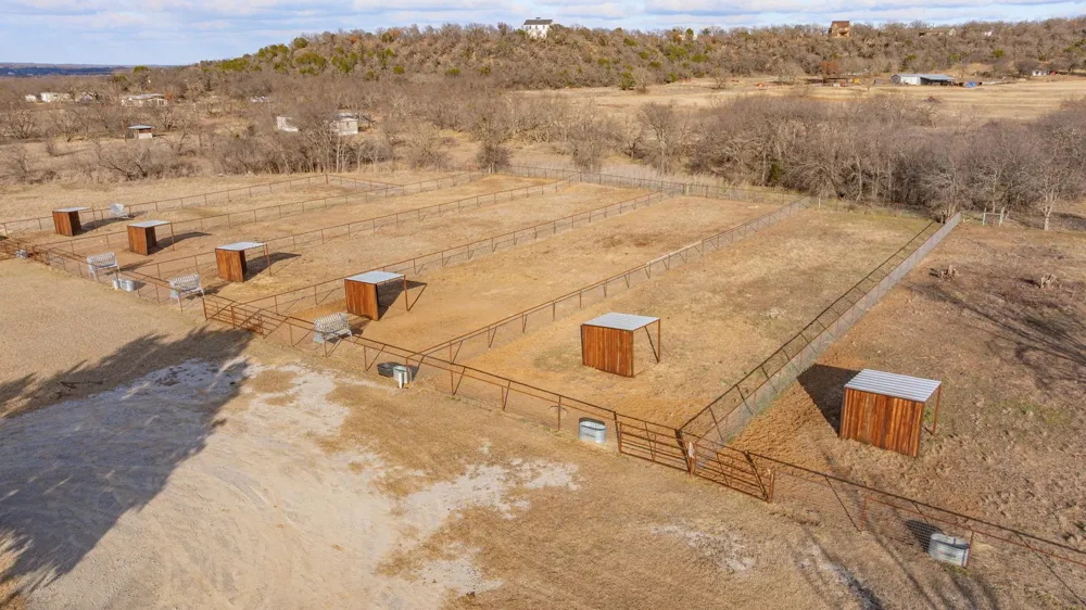 1193 Withers Road Mineral Wells, TX 76067