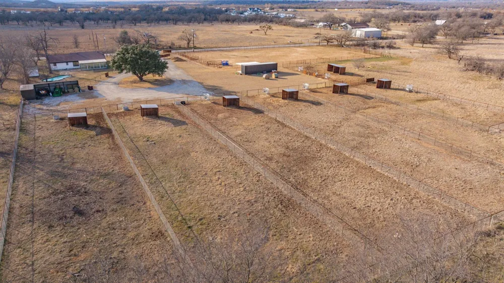 1193 Withers Road Mineral Wells, TX 76067