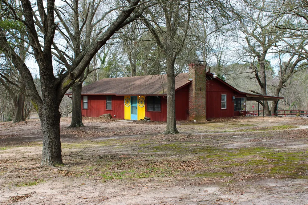 2801 State Highway 11 W Pittsburg, TX 75686