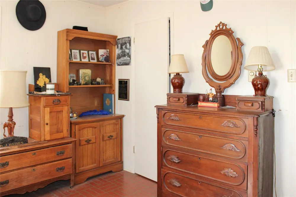 2801 State Highway 11 W Pittsburg, TX 75686