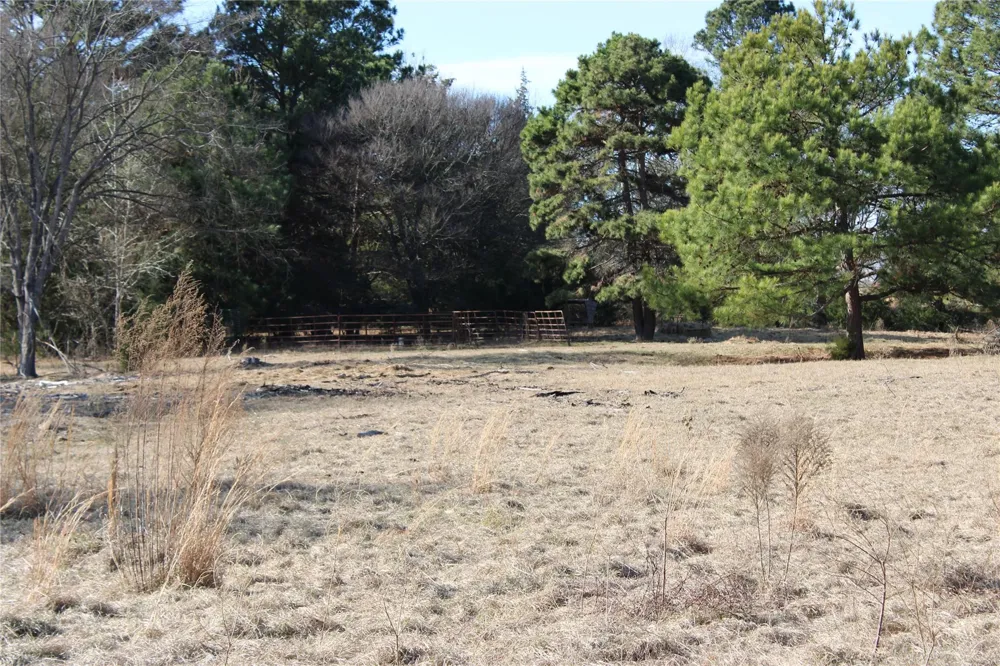 2801 State Highway 11 W Pittsburg, TX 75686