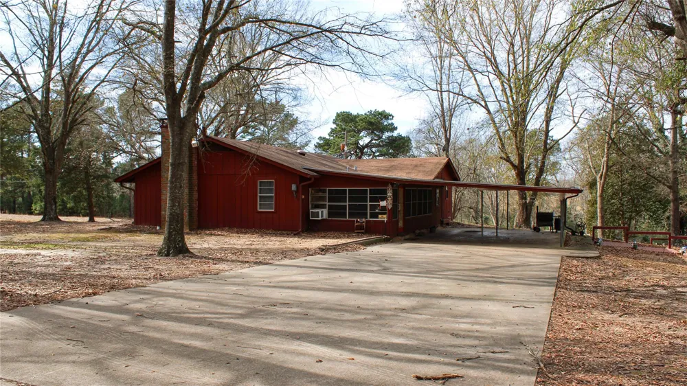 2801 State Highway 11 W Pittsburg, TX 75686