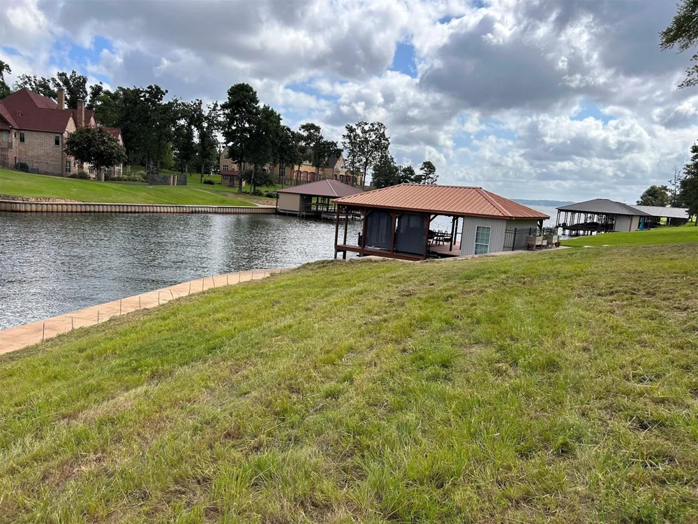 Jamison Drive Chandler, TX 75758