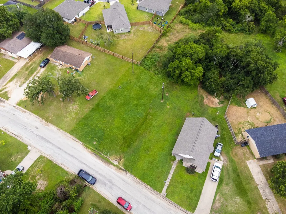 401 W Kleb Street Caldwell, TX 77836
