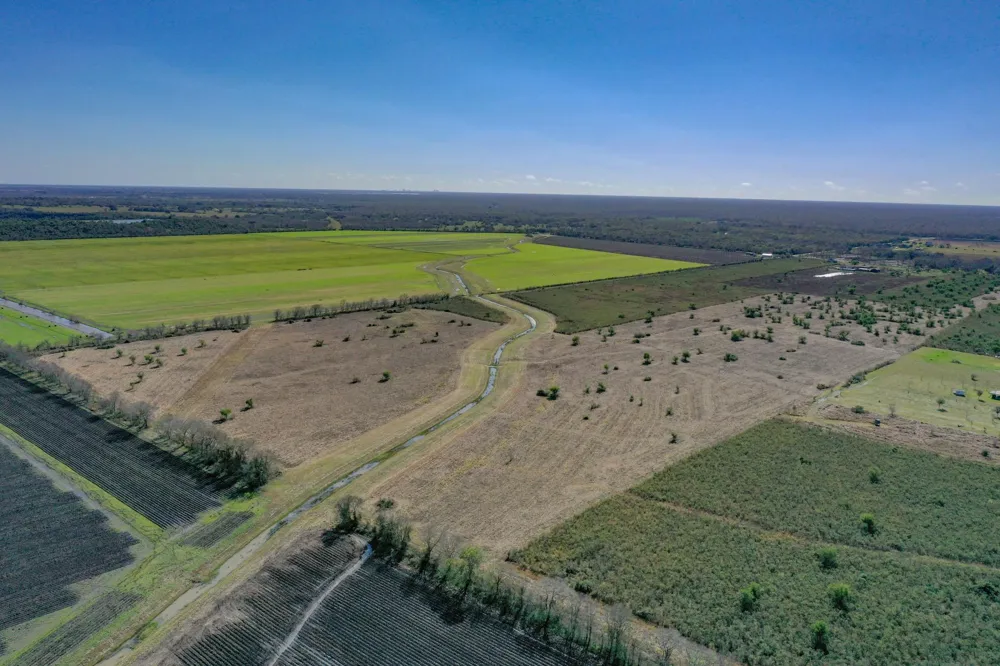 County Road 8 Guy, TX 77444