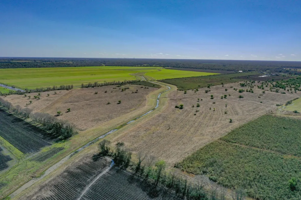 County Road 8 Guy, TX 77444