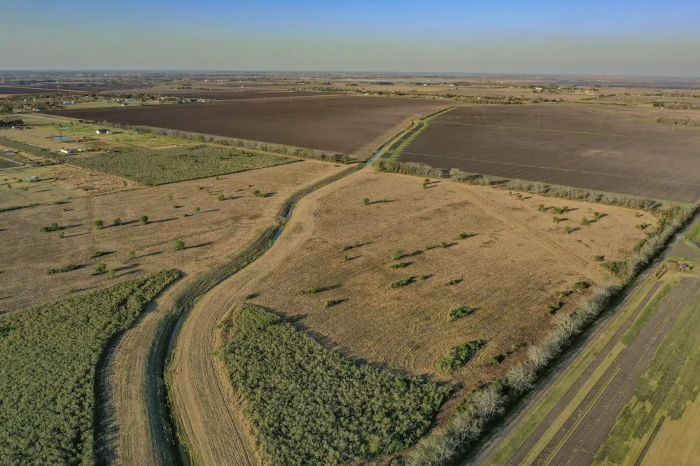 County Road 8 Guy, TX 77444