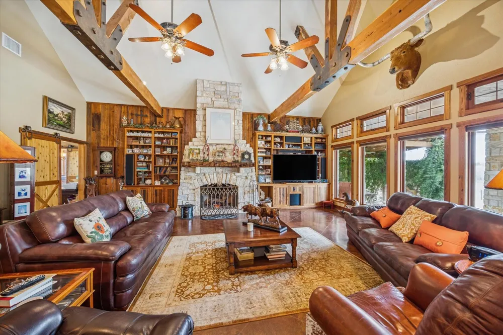 6602 Fm 390 West Burton, TX 77835