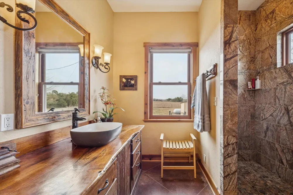 6602 Fm 390 West Burton, TX 77835