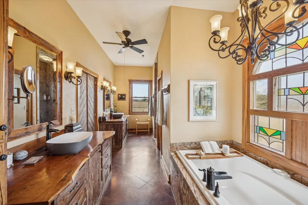 6602 Fm 390 West Burton, TX 77835