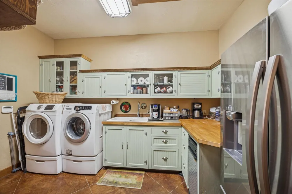 6602 Fm 390 West Burton, TX 77835