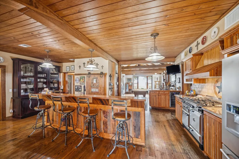 6602 Fm 390 West Burton, TX 77835